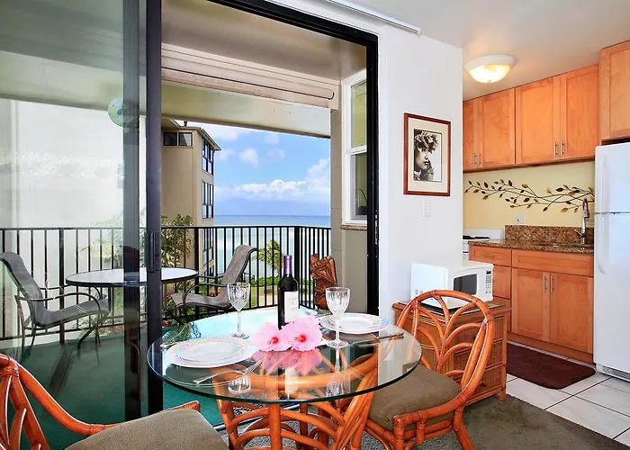 Standard Oceanfront Queen Studio