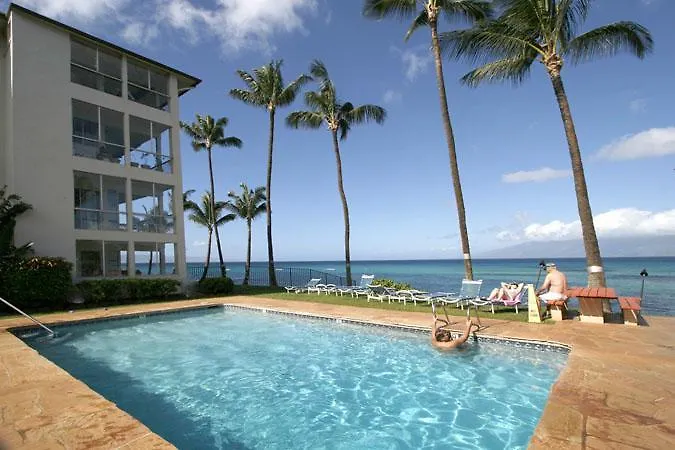 Deluxe Oceanfront King Studio